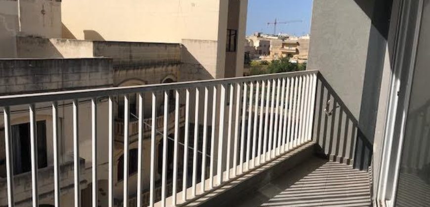 BARGAIN!!! TARXIEN HIGH FINISH 2ND FLOOR APARTMENT