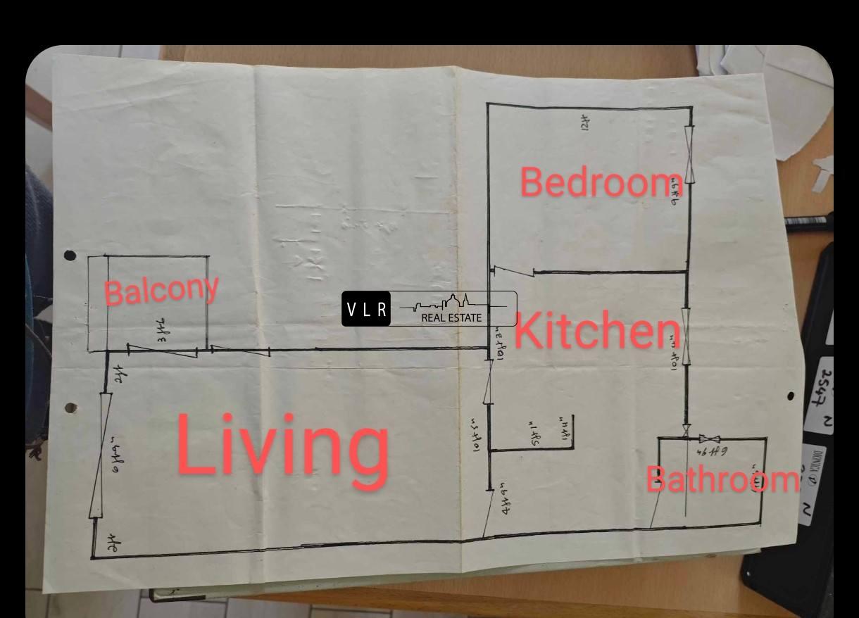 First floor apartment in the old part of St Paul’s