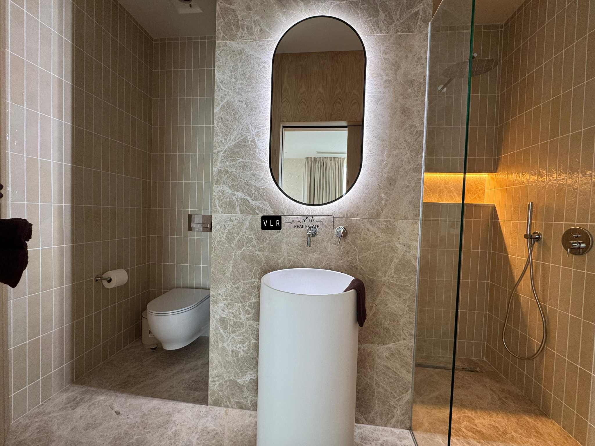 Mercury towers 29 th floor Apartment.