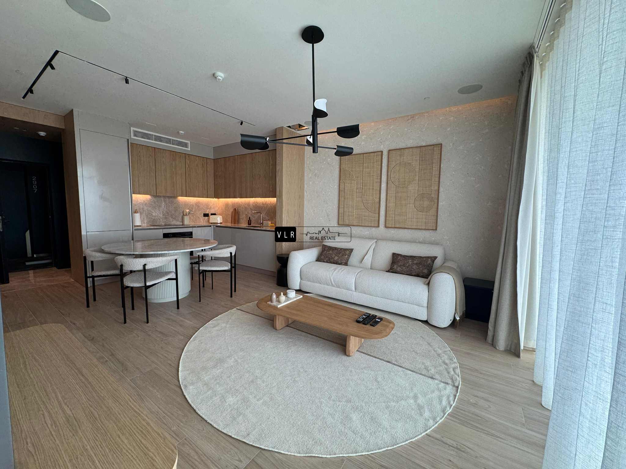 Mercury towers 29 th floor Apartment.