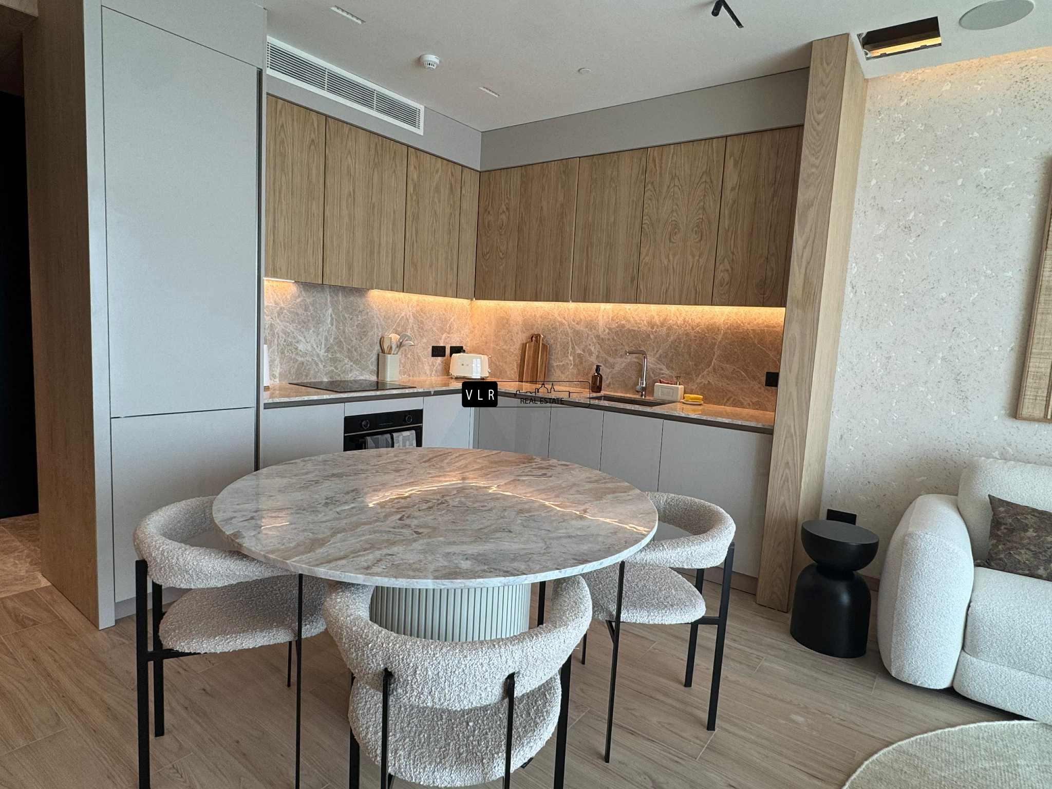 Mercury towers 29 th floor Apartment.