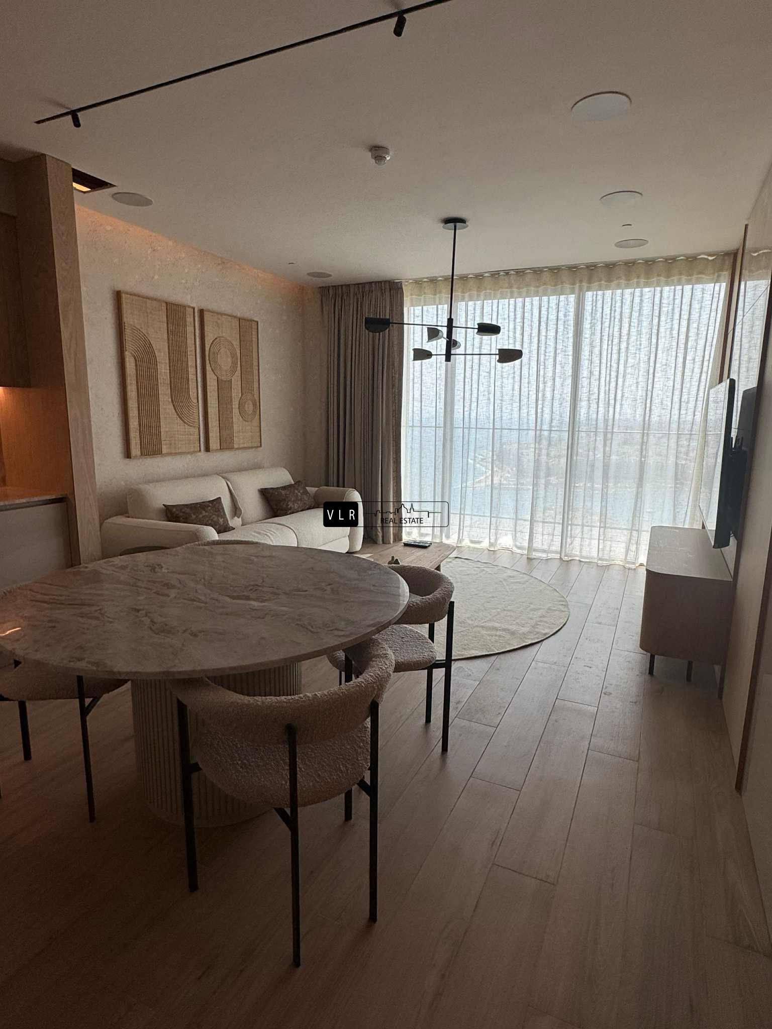 Mercury towers 29 th floor Apartment.