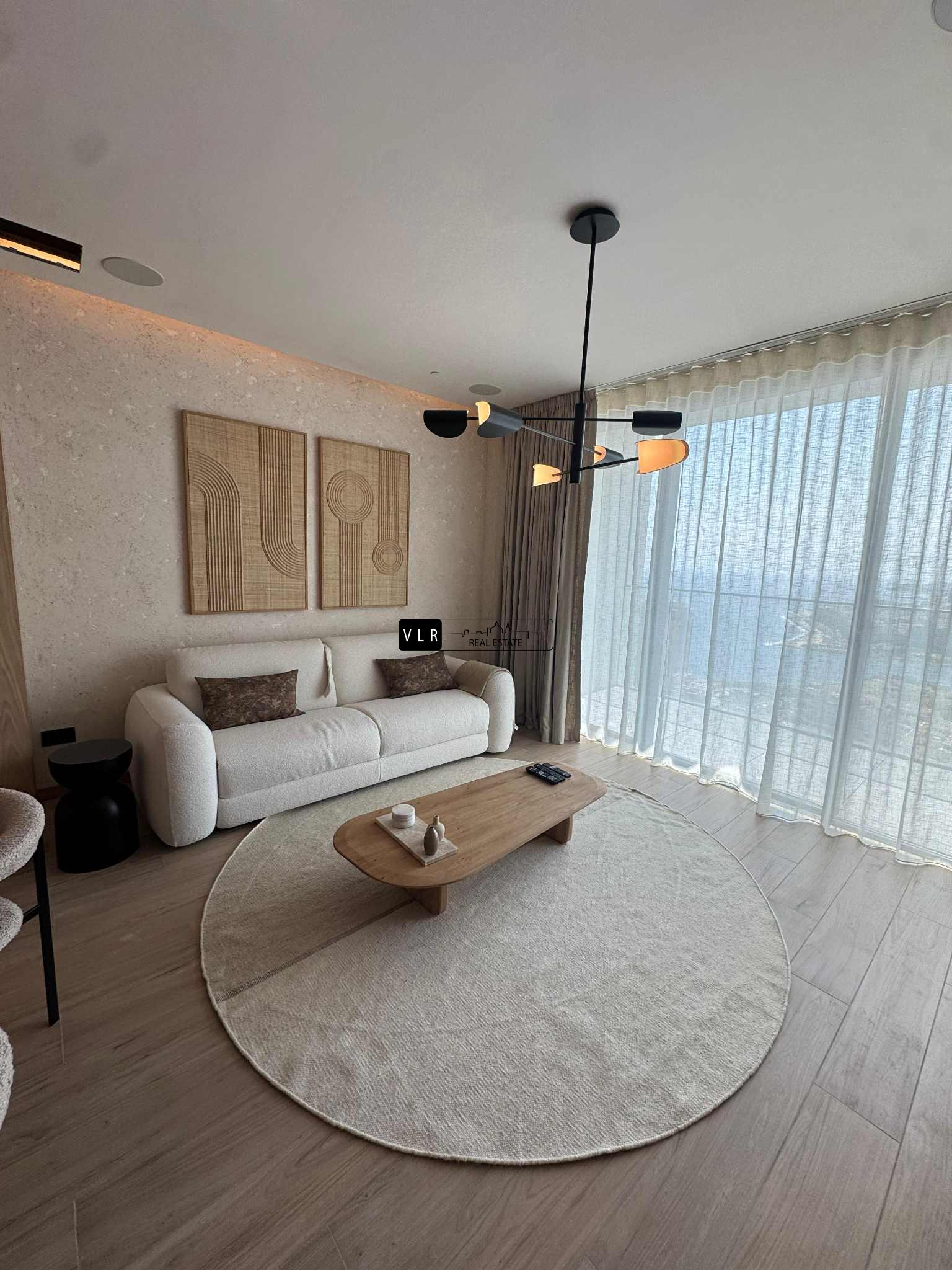 Mercury towers 29 th floor Apartment.