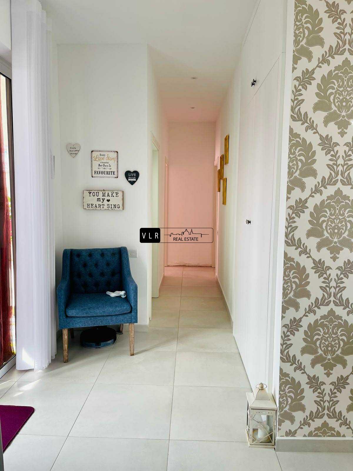 Penthouse with Pool & Mdina Views