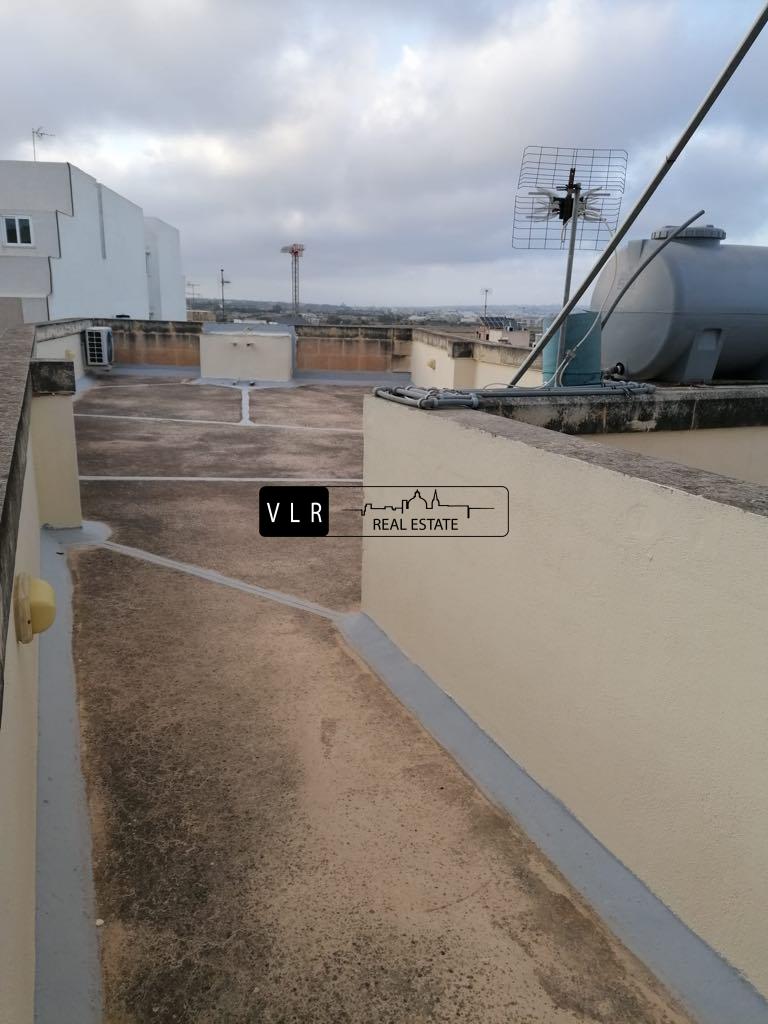 SIGGIEWI :Solitary Duplex Maisonette