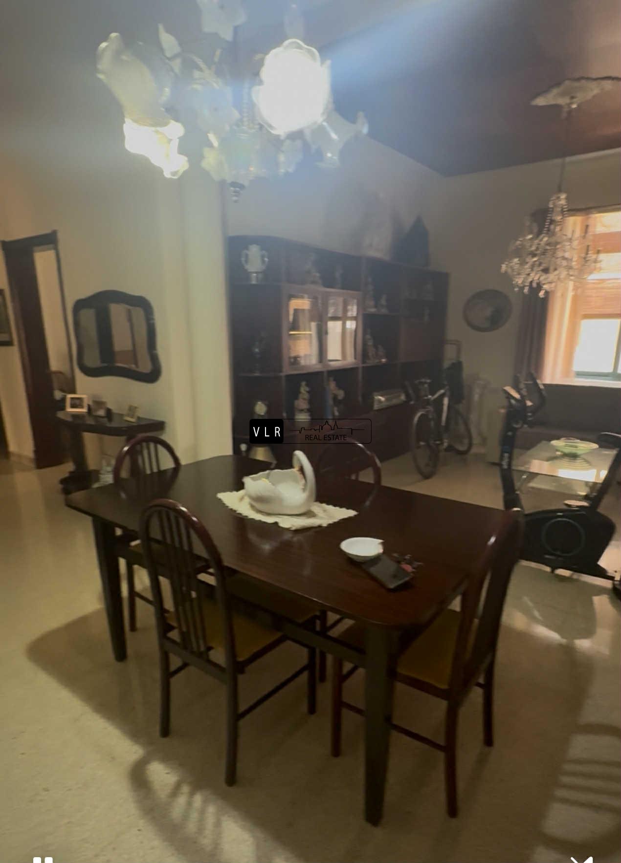 VALLETTA.  Apartment with lift second floor.